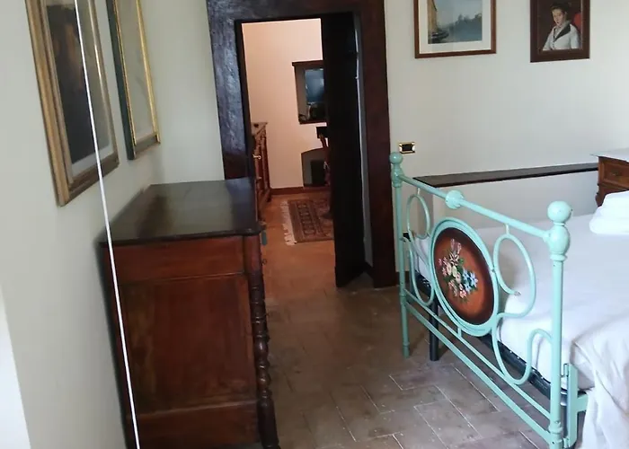 Ninfea Residenza Storica 3* 스폴레토